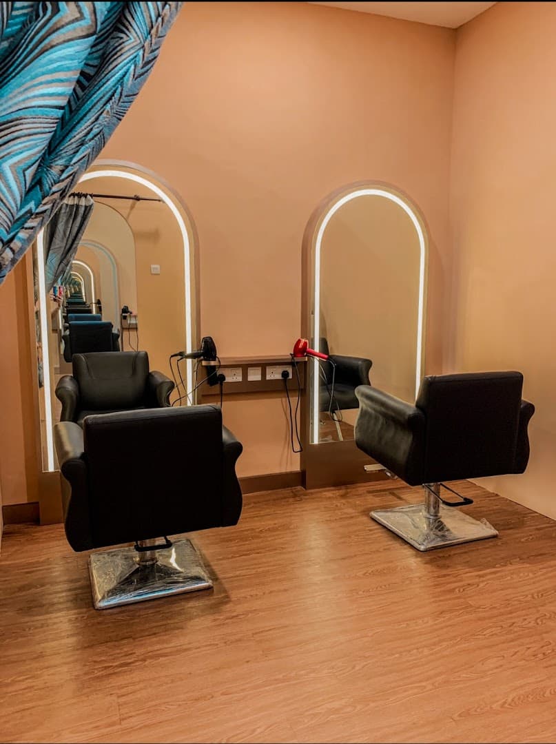 Xenia Hair Studio 1