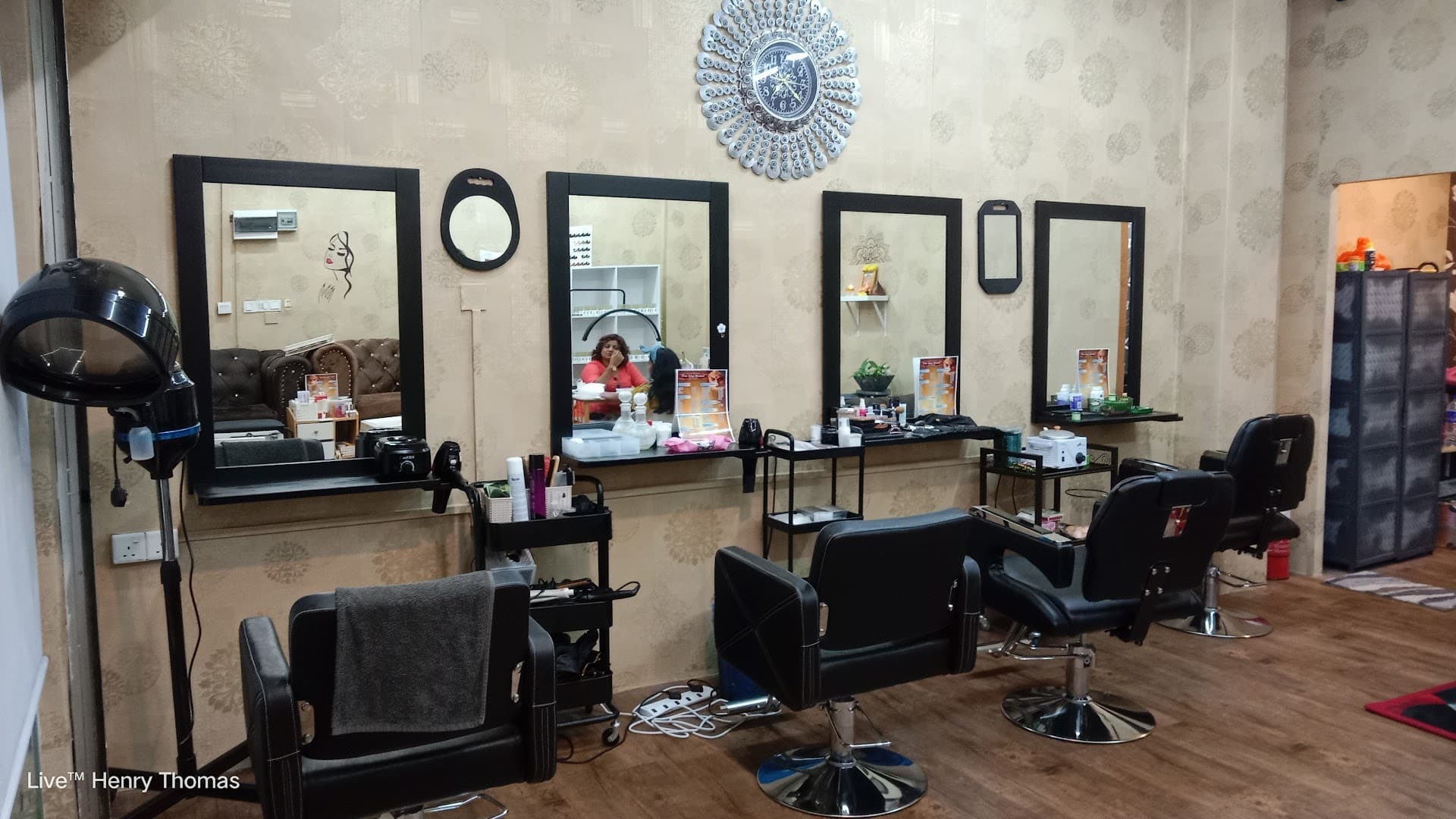 One Stop Bridal Beauty Saloon 1