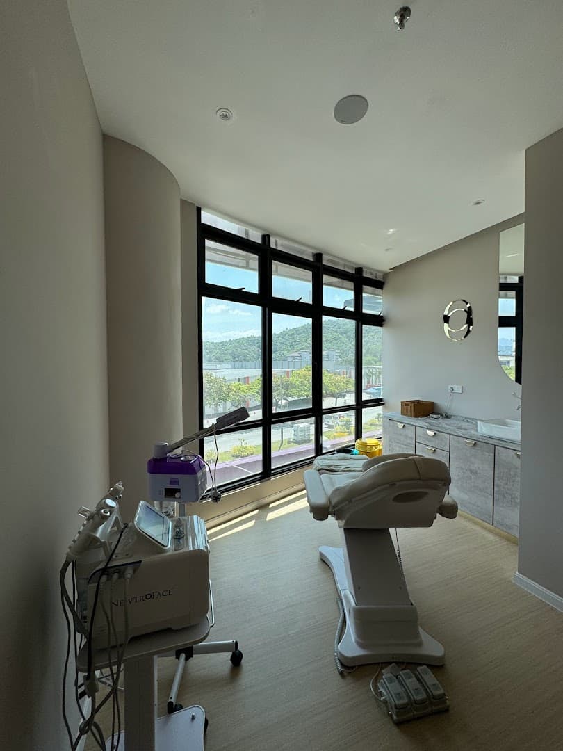 Revolve Clinic Wangsa Maju 3