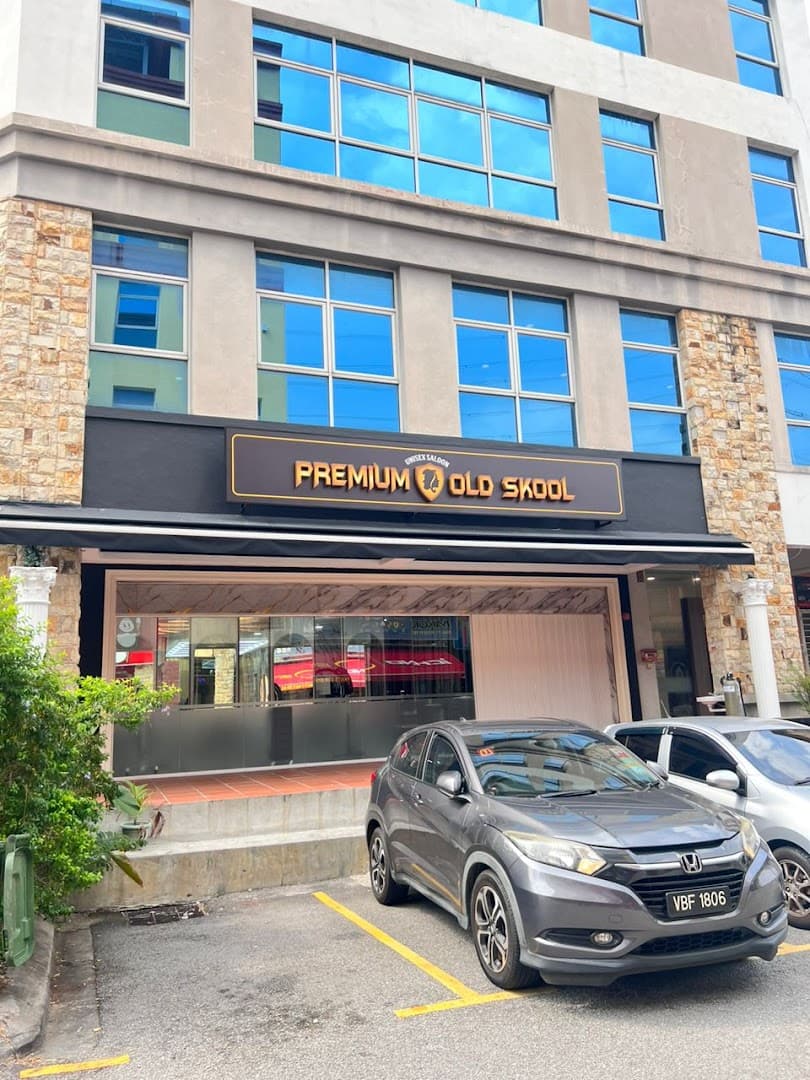 Premium Old Skool Hair Salon Ampang – Haircut, Colour, Facial & Nail Services 3