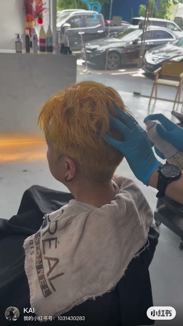 Colourful Hair Salon 2
