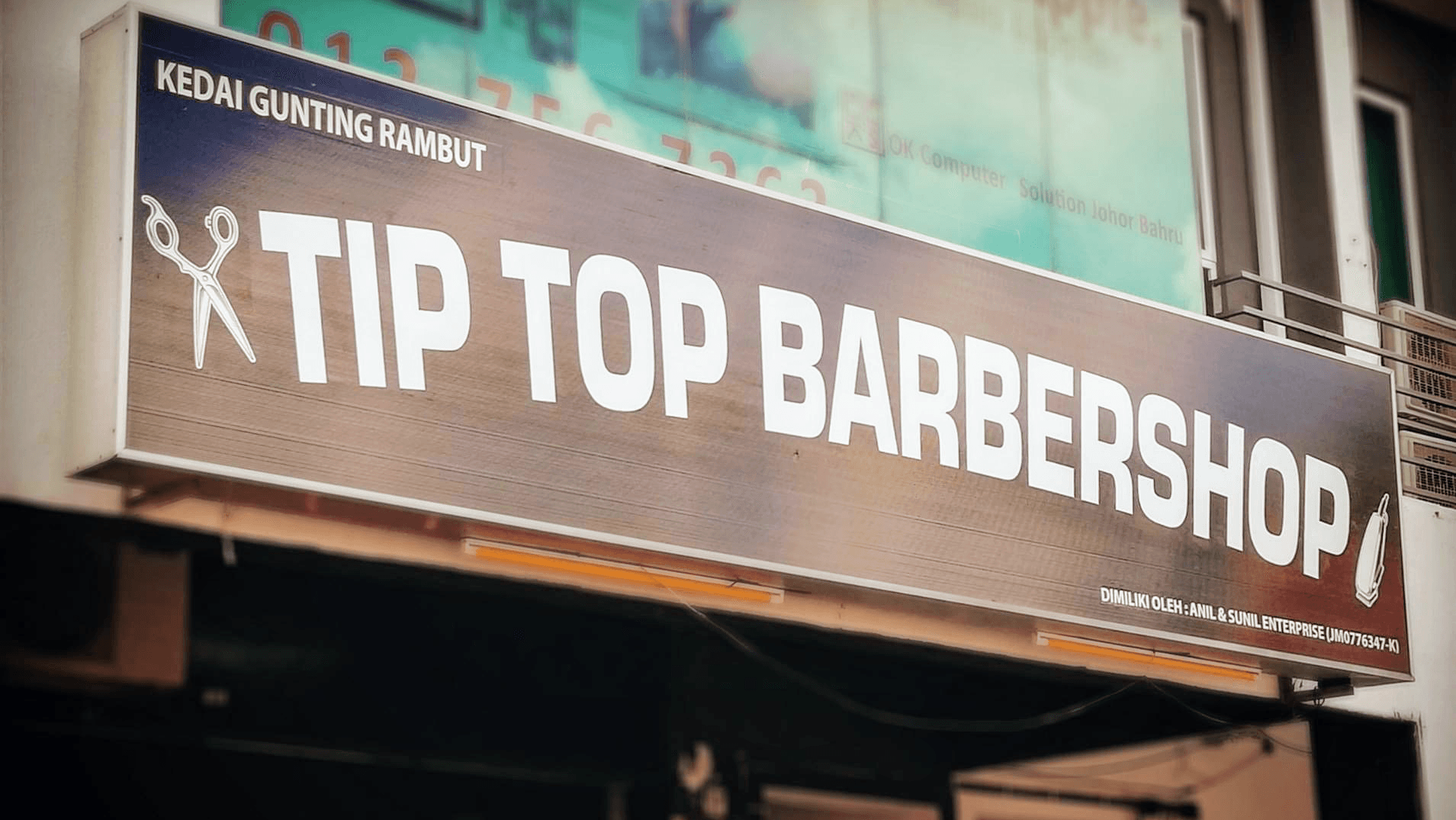 🥇Tip Top Barbershop JB | Best Haircuts & Skin Fades 1