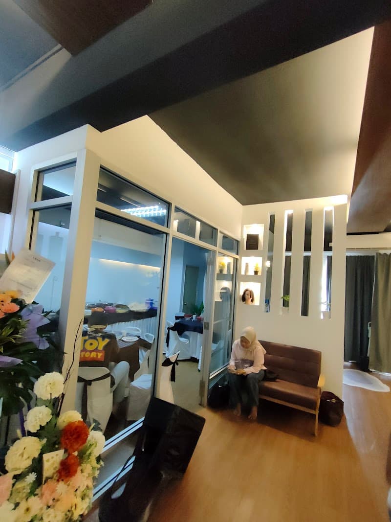 Nili Hair Studio 2