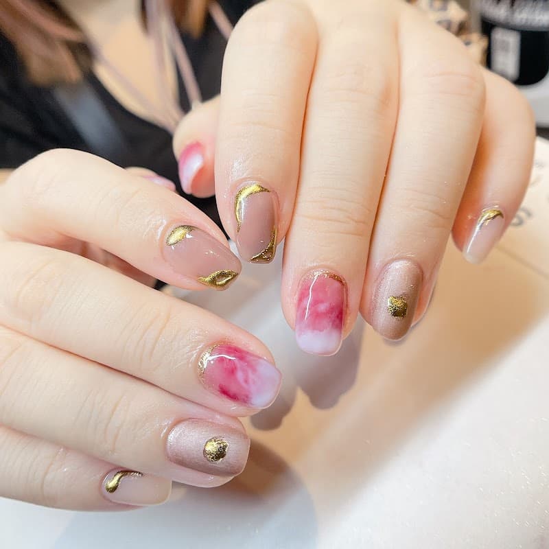 HONEY NAIL DESA SRI HARTAMAS 1