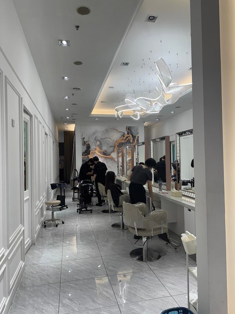 Le Classic (The Starling) - Best Hair Salon in Damansara Utama 2