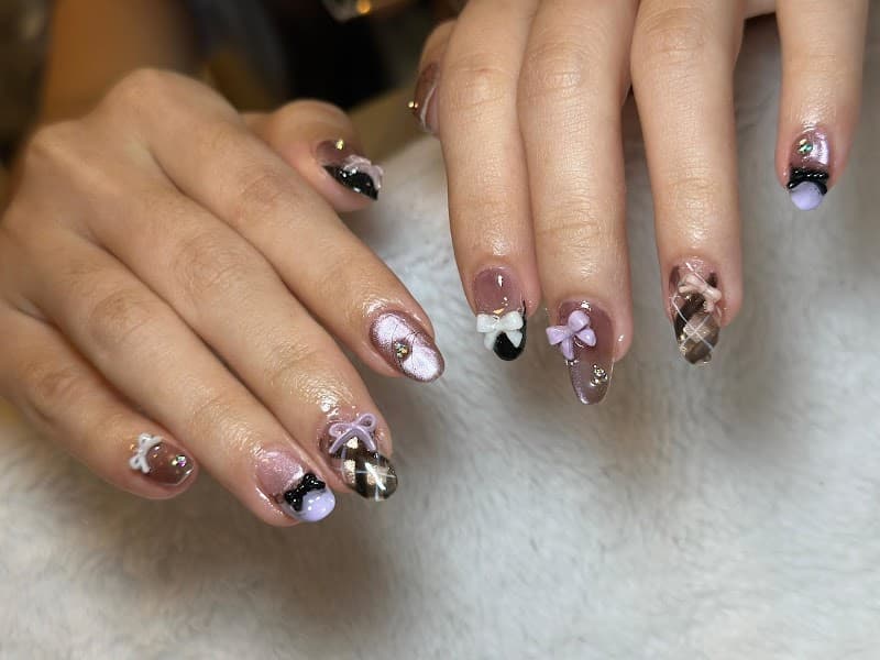T&T Nail World 2