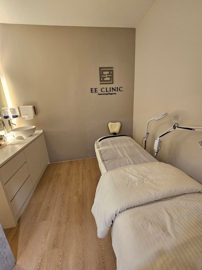 EE CLINIC (TTDI) - Premium Aesthetic, Skin & Laser Clinic 4