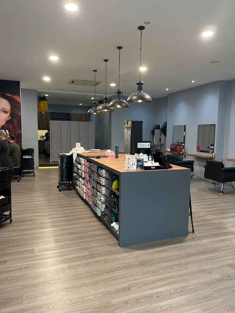 Hairbit Salon • Kepong 2
