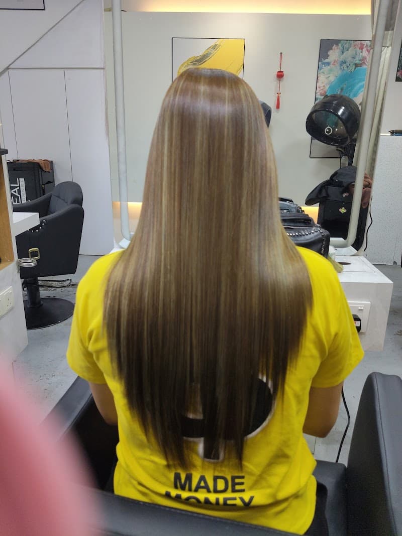 ViV Hair Care Salon 2