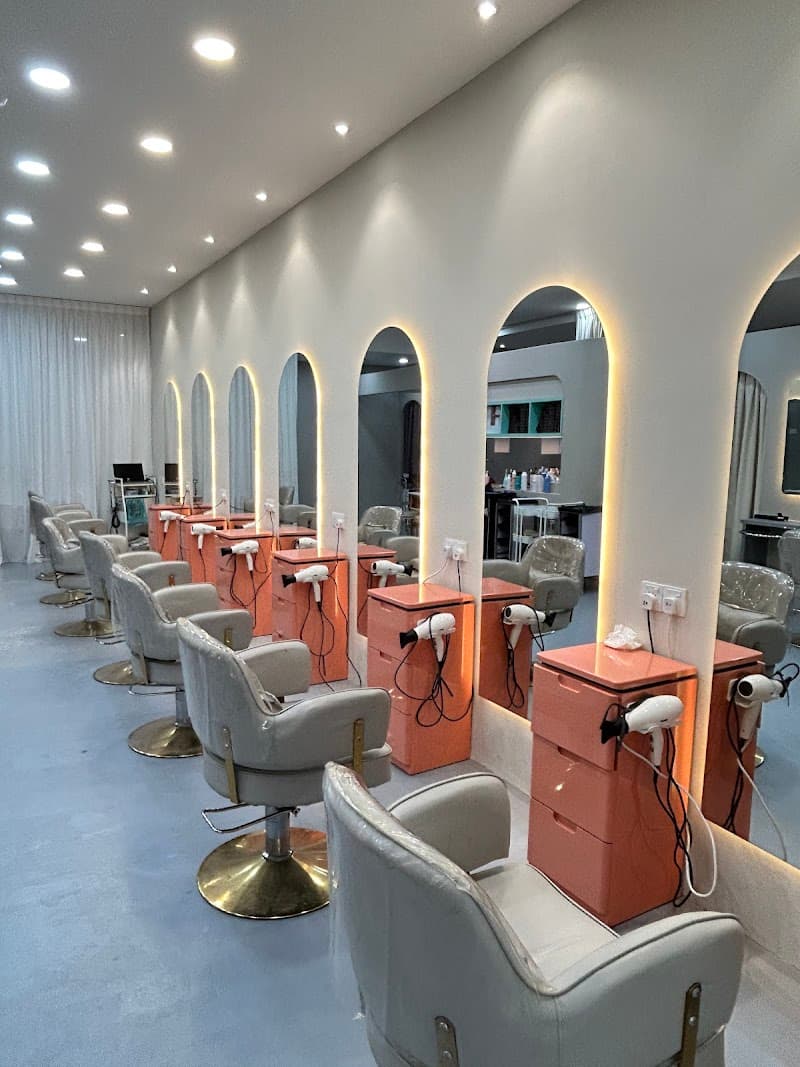 22 HAIRSTAGE Salon Sri petaling 2